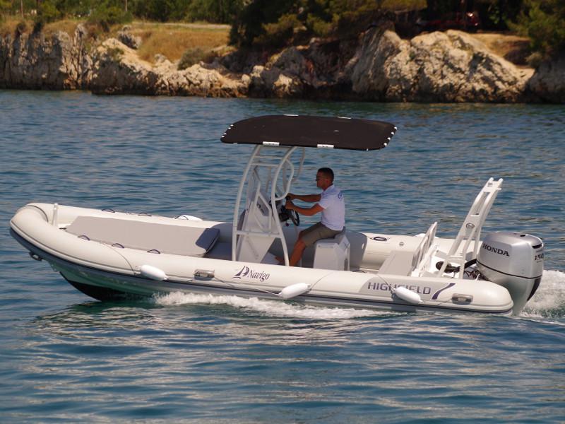 Book yachts online - motorboat - Highfield Patrol 660 - RIB No Name - rent