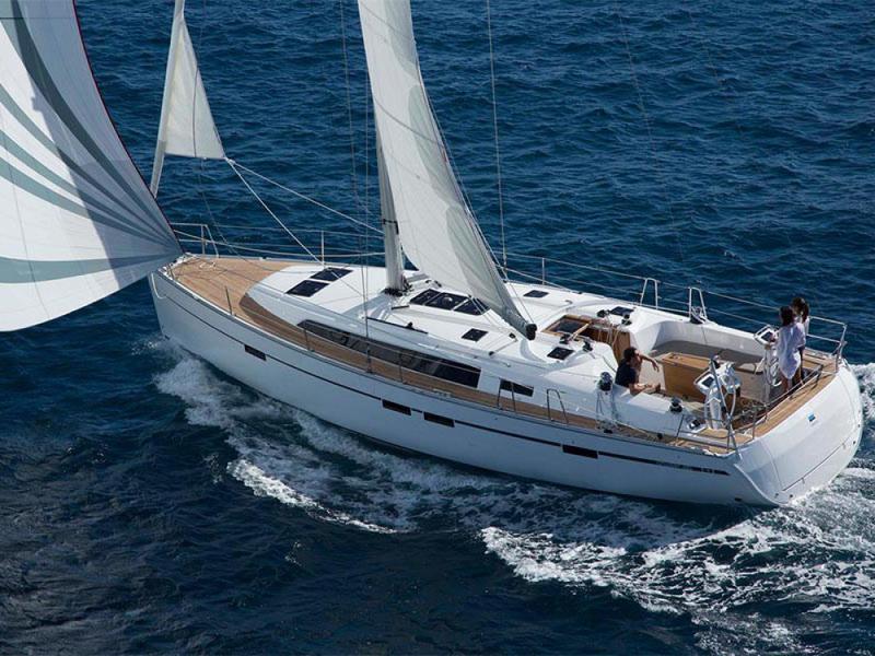 Book yachts online - sailboat - Bavaria 46 Cruiser - Iris - Standard line - rent