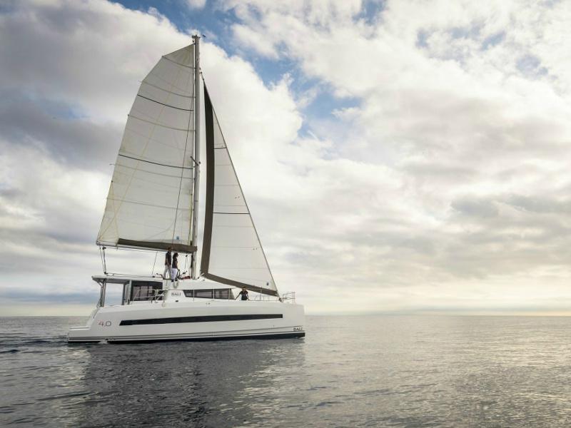 Book yachts online - catamaran - Bali 4.0 - INDIGO STAR - rent