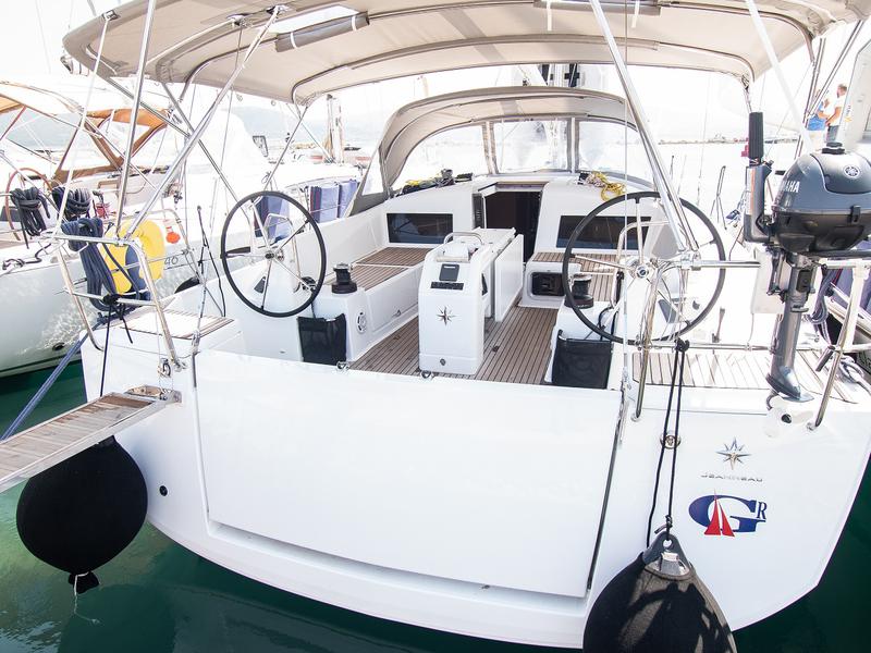 Book yachts online - sailboat - Sun Odyssey 440 - GEORGIA - rent