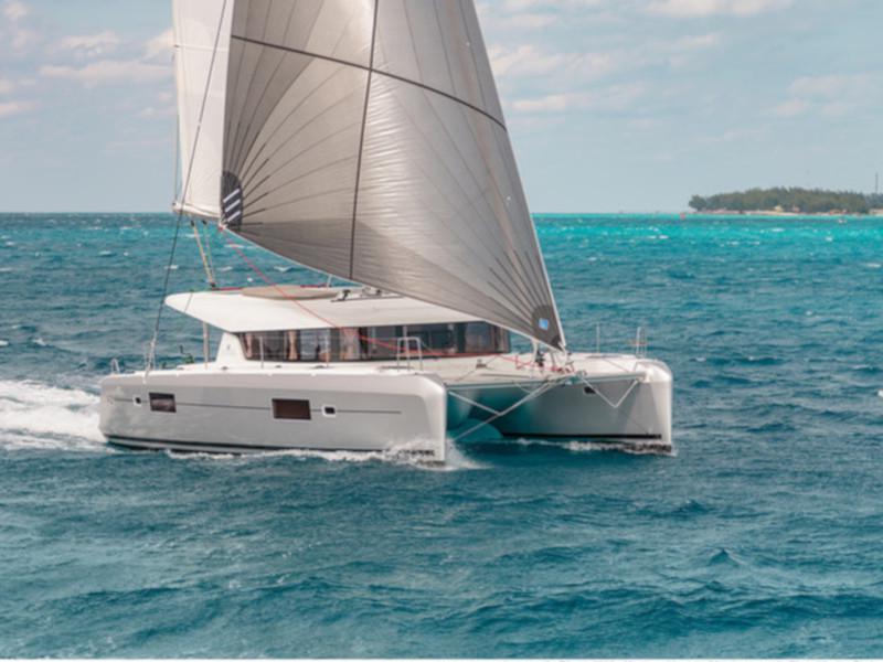 Book yachts online - catamaran - Lagoon 42 - GRAND DELUXE II - rent