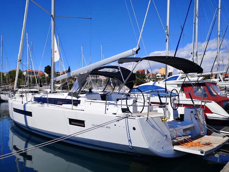 Book yachts online - sailboat - Sun Odyssey 490 - PERSIK - rent