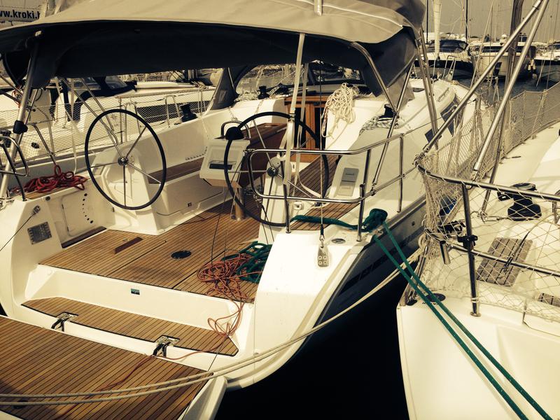 Book yachts online - sailboat - Bavaria Cruiser 41 - TONKA - rent