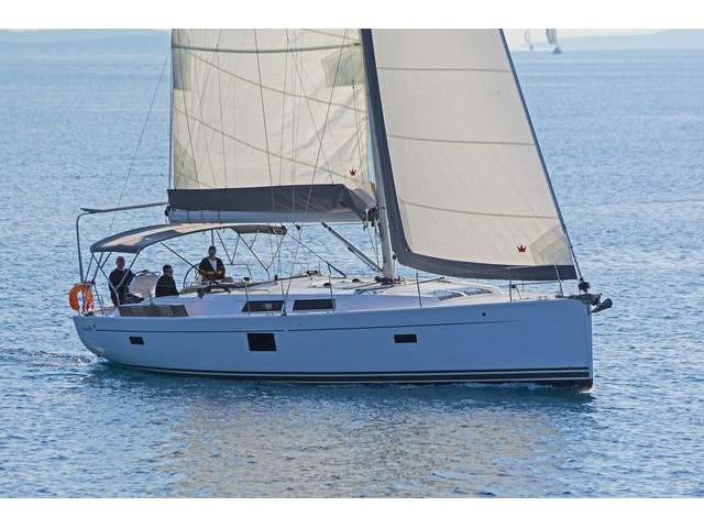 Book yachts online - sailboat - Hanse 455 - CAITLIN OF LORNE - rent