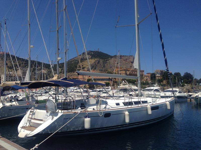 Book yachts online - sailboat - Sun Odyssey 49i - Zenith Forever - rent