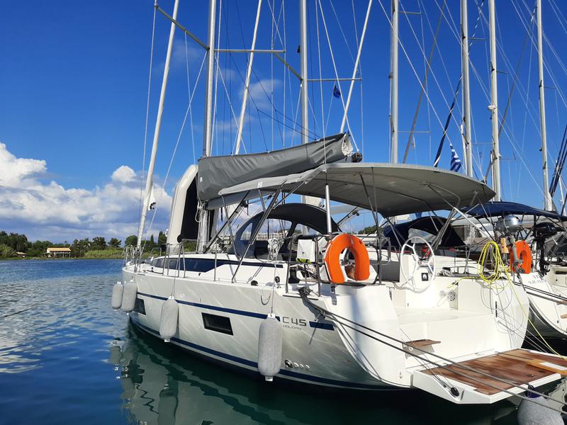 Book yachts online - sailboat - Bavaria C45 - Apollonia - rent