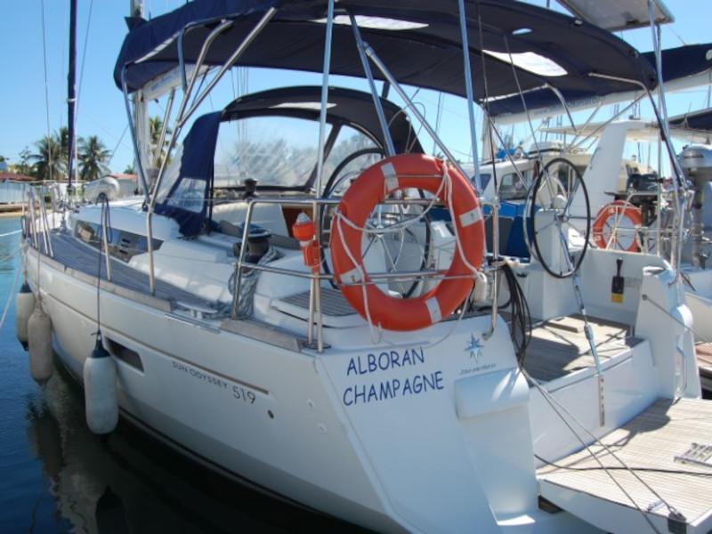Book yachts online - sailboat - Sun Odyssey 519 - Alboran Champagne (Majorca) - rent