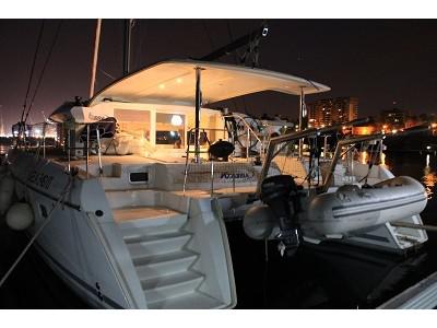 Book yachts online - catamaran - Lagoon 421 - Azzurra - rent