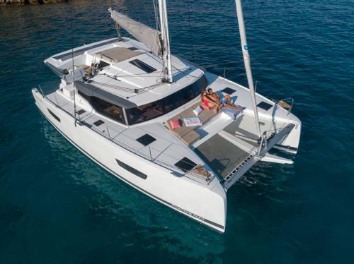 Book yachts online - catamaran - Astréa 42 - Gabian - rent