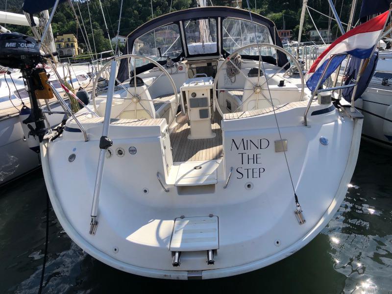 Book yachts online - sailboat - Bavaria 44 - Mind the Step - rent