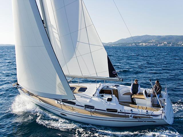 Book yachts online - sailboat - Bavaria 34 Cruiser - B34-08-L - rent