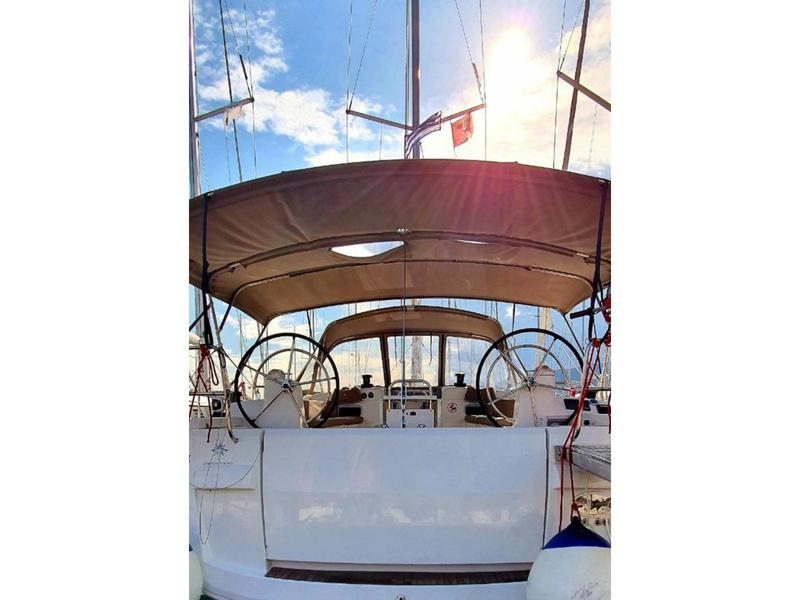 Book yachts online - sailboat - Sun Odyssey 519 -  5 cabs - AQUAHOLIC 519 - rent
