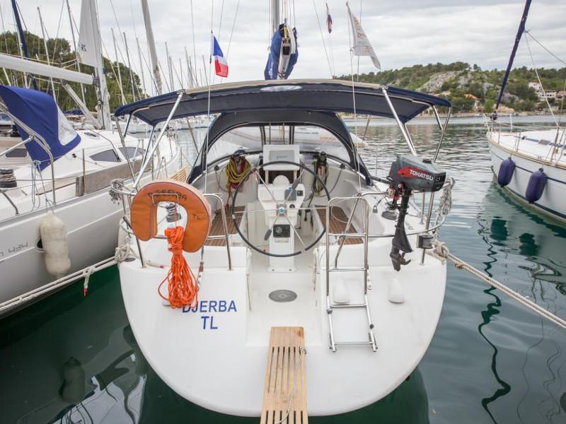Book yachts online - sailboat - Harmony 38 - Djerba - rent