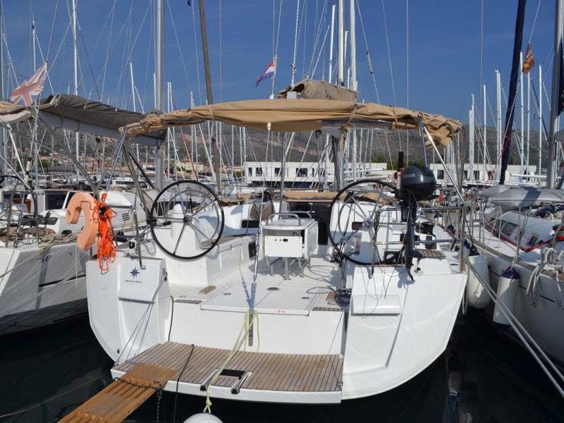 Book yachts online - sailboat - Sun Odyssey 519 - Nicobar - rent