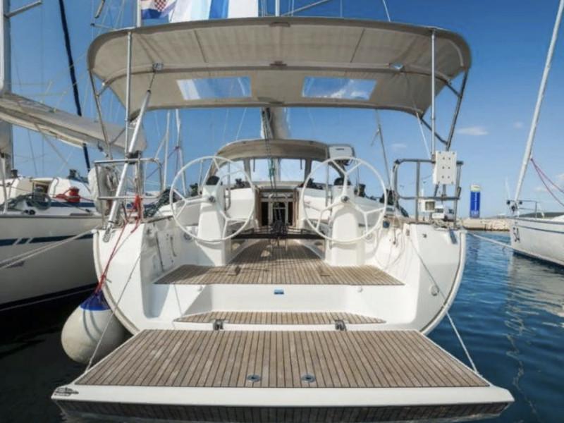 Book yachts online - sailboat - Bavaria 40 Cruiser S - Morning Glory  - rent