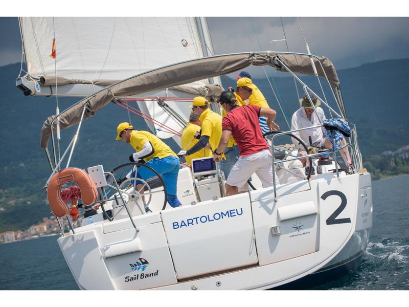 Book yachts online - sailboat - Sun Odyssey 439 - Bartolomeu - rent