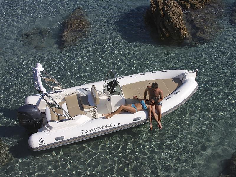 Book yachts online - motorboat - Tempest 600 - Menorcamar VI - rent