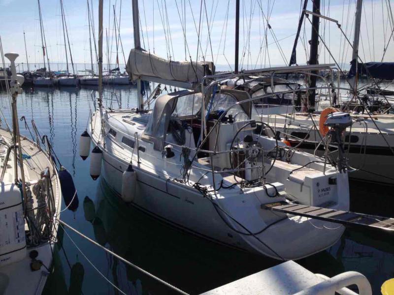 Book yachts online - sailboat - Hanse 342 - 9 Muses - rent