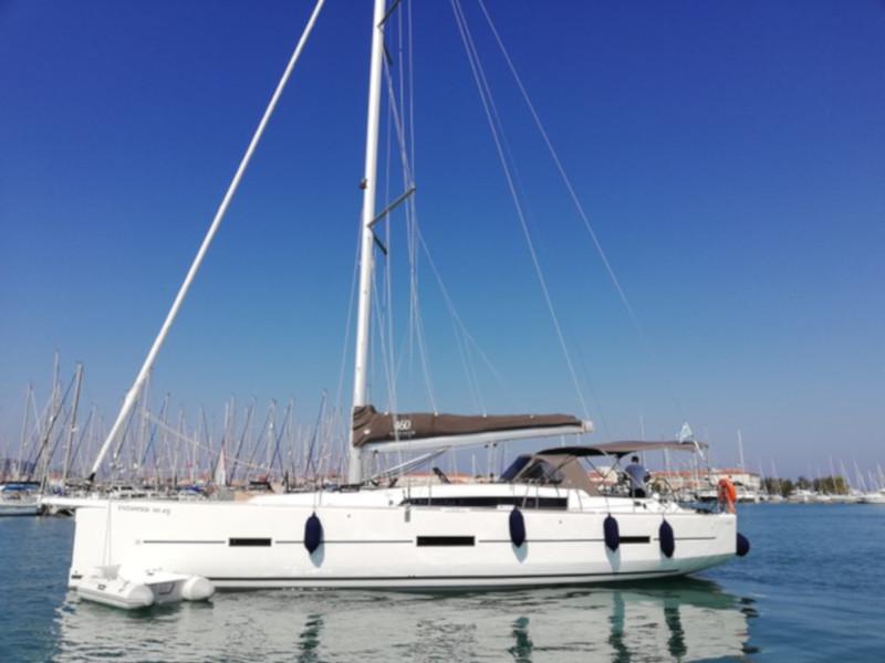 Book yachts online - sailboat - Dufour 460 Grand Large - Elizabeth - rent