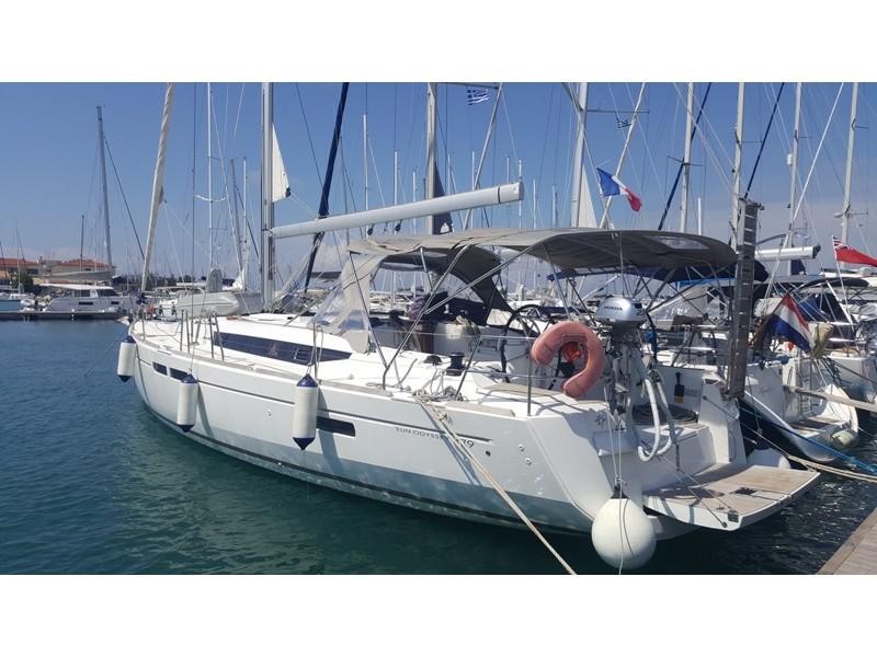 Book yachts online - sailboat - Sun Odyssey 479 - no name (AC/Gen/Watermaker) - rent
