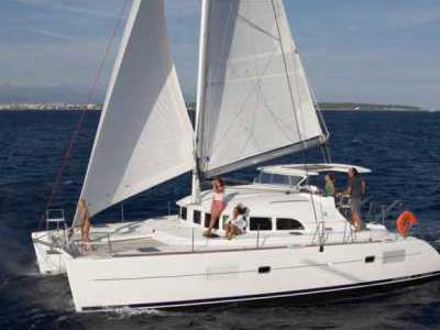 Book yachts online - catamaran - Lagoon 380 - Felicite - rent