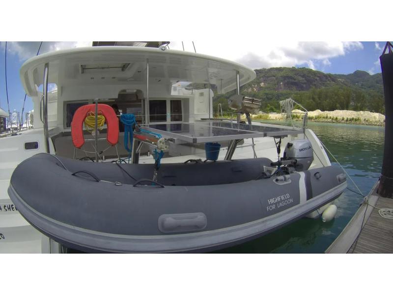 Book yachts online - catamaran - Lagoon 450F - ZIL SEASHELL - rent