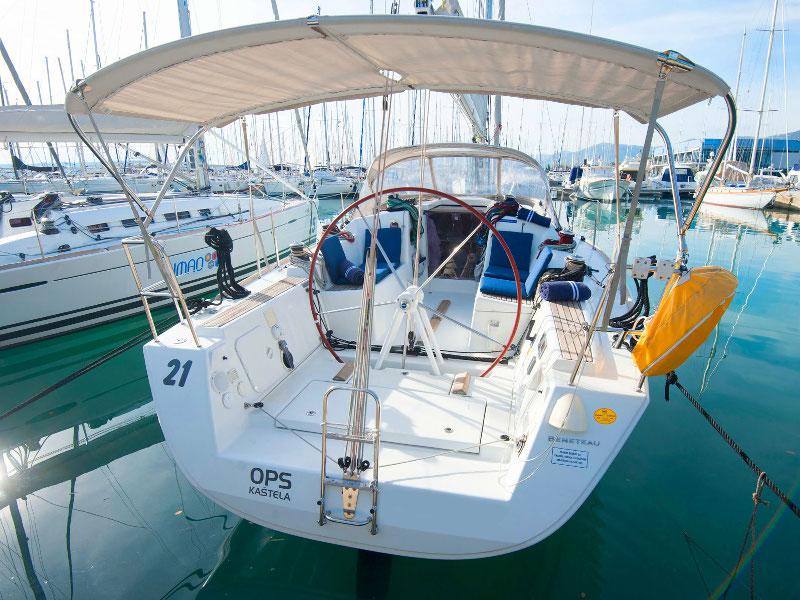 Book yachts online - sailboat - Beneteau First 35 - THETIS - rent