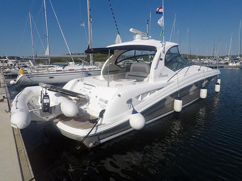 Book yachts online - motorboat - Sea Ray 455 - Gandalf - rent