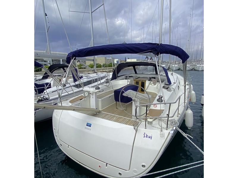 Book yachts online - sailboat - Bavaria Cruiser 45 - Škuj - rent