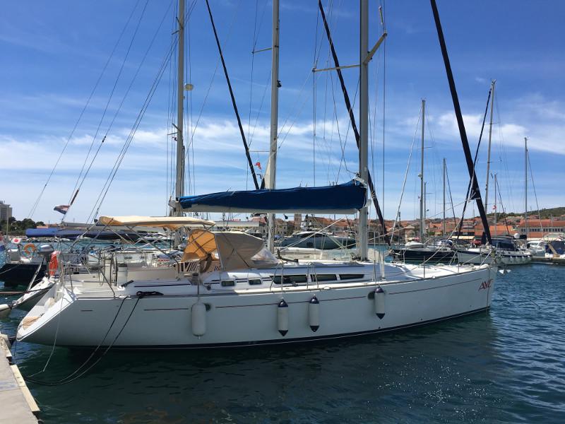 Book yachts online - sailboat - Sun Odyssey 49 - SAN RIOJA - rent