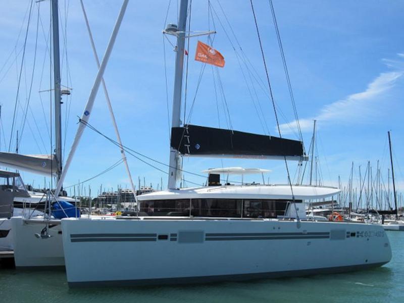 Book yachts online - catamaran - Lagoon 450 S - Anabella - rent