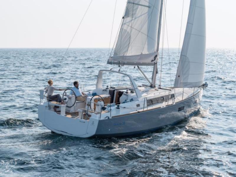 Book yachts online - sailboat - Oceanis 38 - Kiriaki - rent