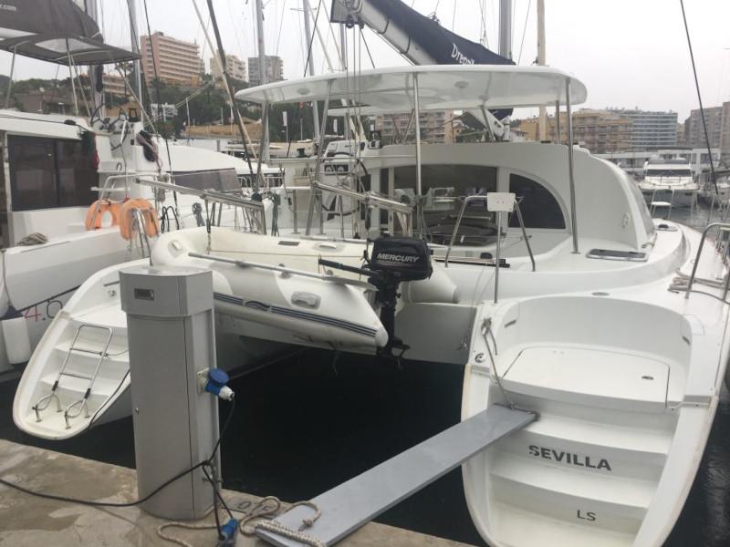 Book yachts online - catamaran - Lagoon 380 - Sevilla_DB - rent