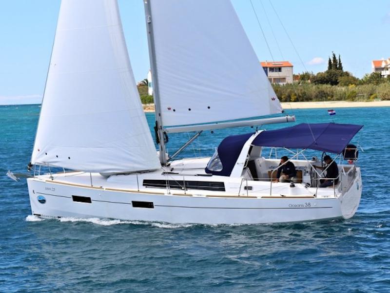 Book yachts online - sailboat - Oceanis 38.1 - Anima Maris - rent