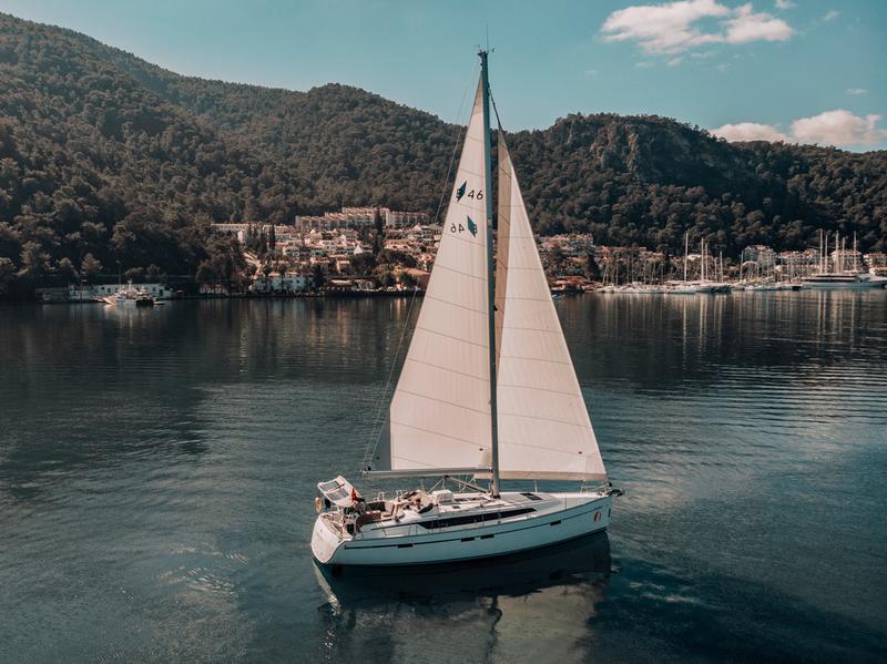 Book yachts online - sailboat - Bavaria Cruiser 46 - ISTANBUL - rent