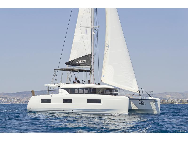 Book yachts online - catamaran - Lagoon 46 A/C &amp; GEN &amp; WM - LIZZ - rent