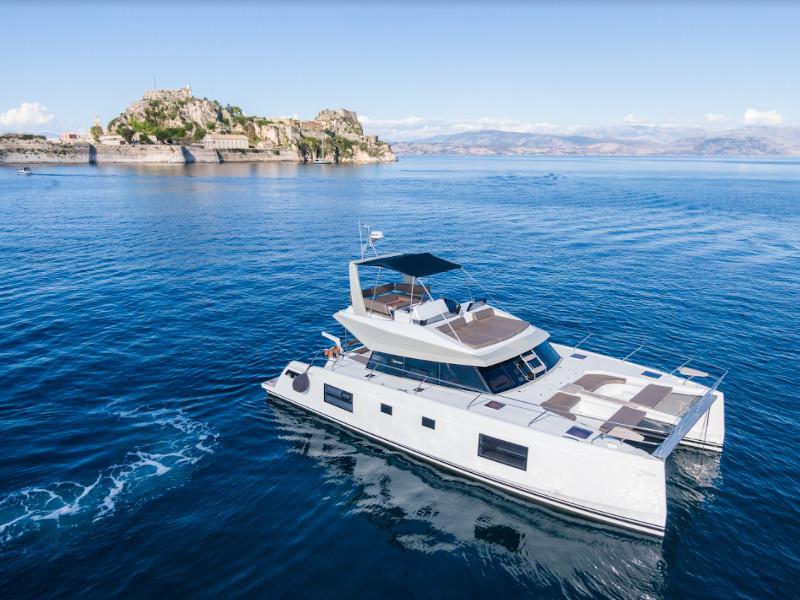 Book yachts online - powercatamaran - Nautitech 47 Power - ZEUS - rent