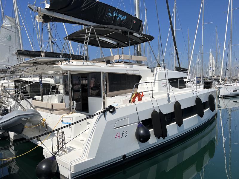Book yachts online - catamaran - Bali 4.6 (5+1 cab) - Freedom - rent