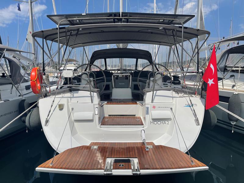 Book yachts online - sailboat - Jeanneau 53 - Mocha II - rent