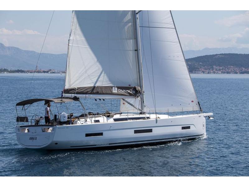 Book yachts online - sailboat - Dufour 530 - ANNA III - rent
