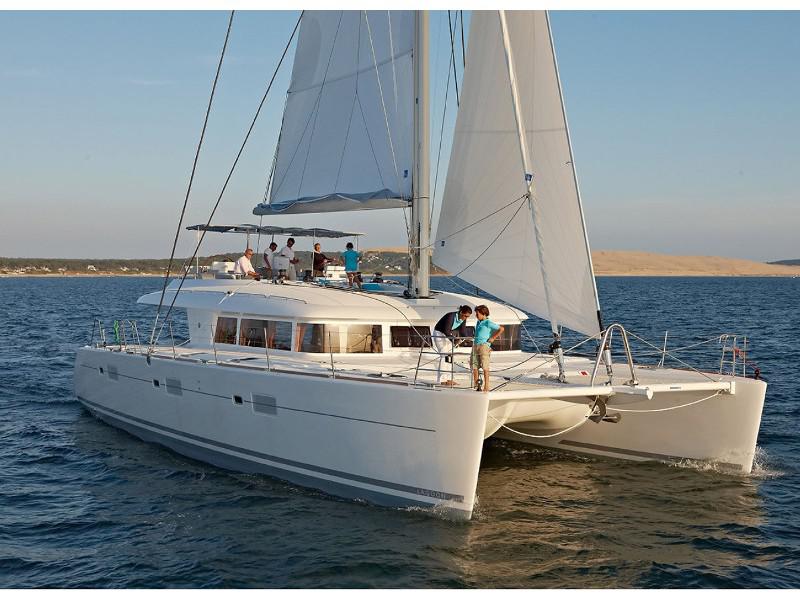 Book yachts online - catamaran - Lagoon 620 - PHANTOM - rent