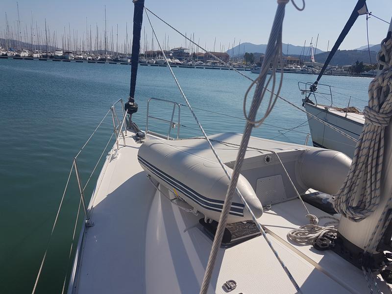 Book yachts online - sailboat - Bavaria 41 Cruiser - Marea - rent