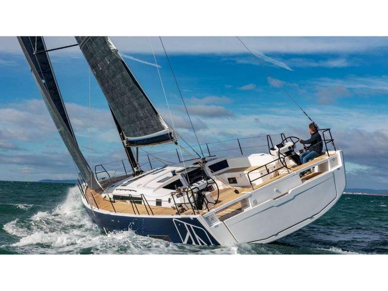 Book yachts online - sailboat - Dufour 530 - Fat Bottom Girl - rent