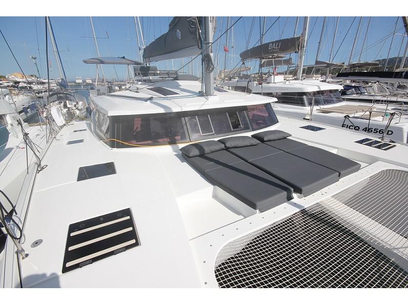 Book yachts online - catamaran - Saona 47 - ORSA 3- A/C, Generator, Water maker - rent