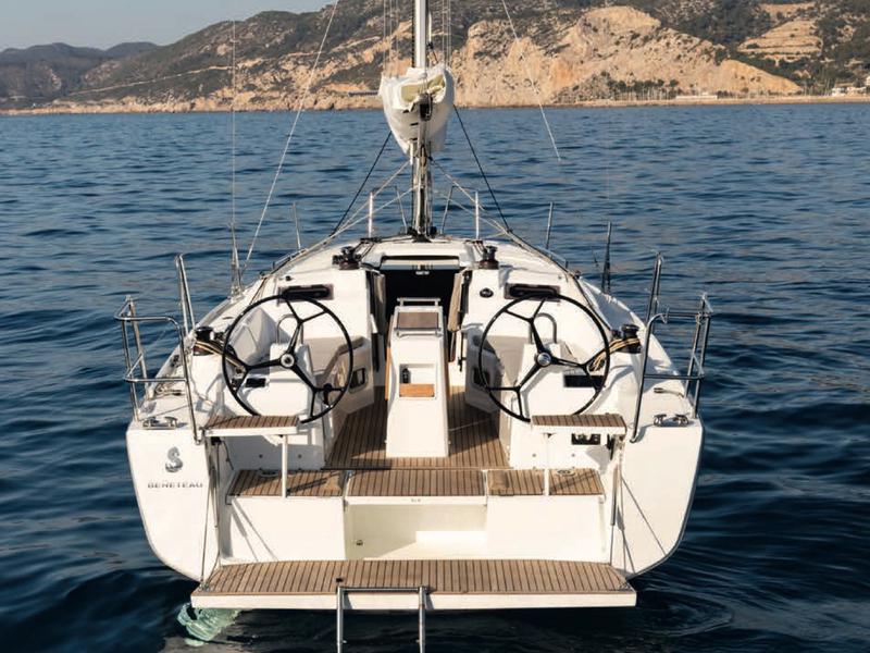 Book yachts online - sailboat - Oceanis 34.1 - Pluto - Comfort line - rent