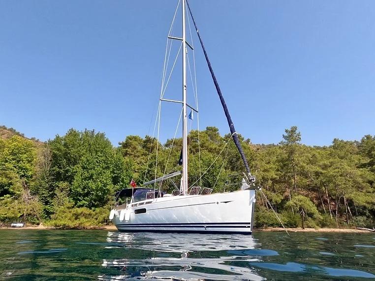 Book yachts online - sailboat - Sun Odyssey 44 i - Loki - rent