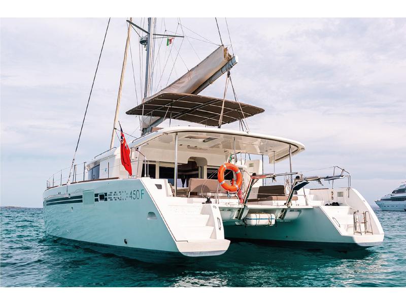 Book yachts online - catamaran - LAGOON 450 - LLUNA - 6-BI-3-62-21 - rent