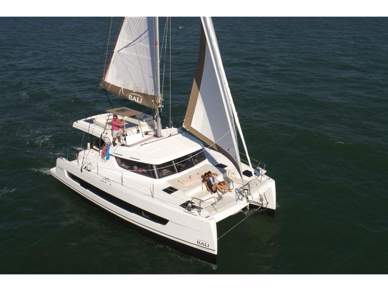 Book yachts online - catamaran - BALI CATSPACE - FONTANA - rent
