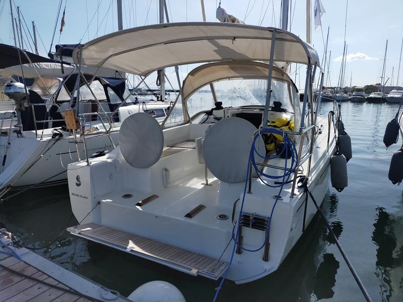 Book yachts online - sailboat - Oceanis 30.1 - Fregugetta - rent