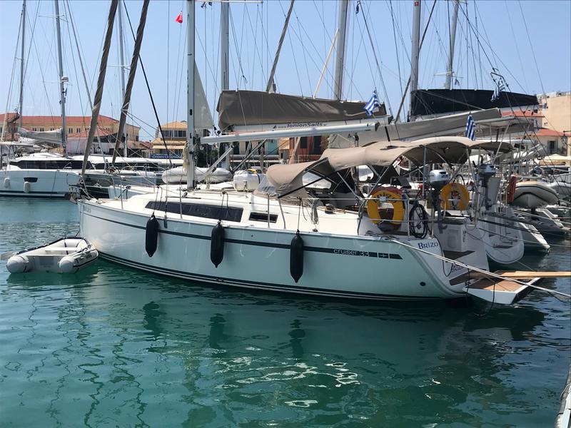 Book yachts online - sailboat - Bavaria 33 Cruiser - Brizo - rent